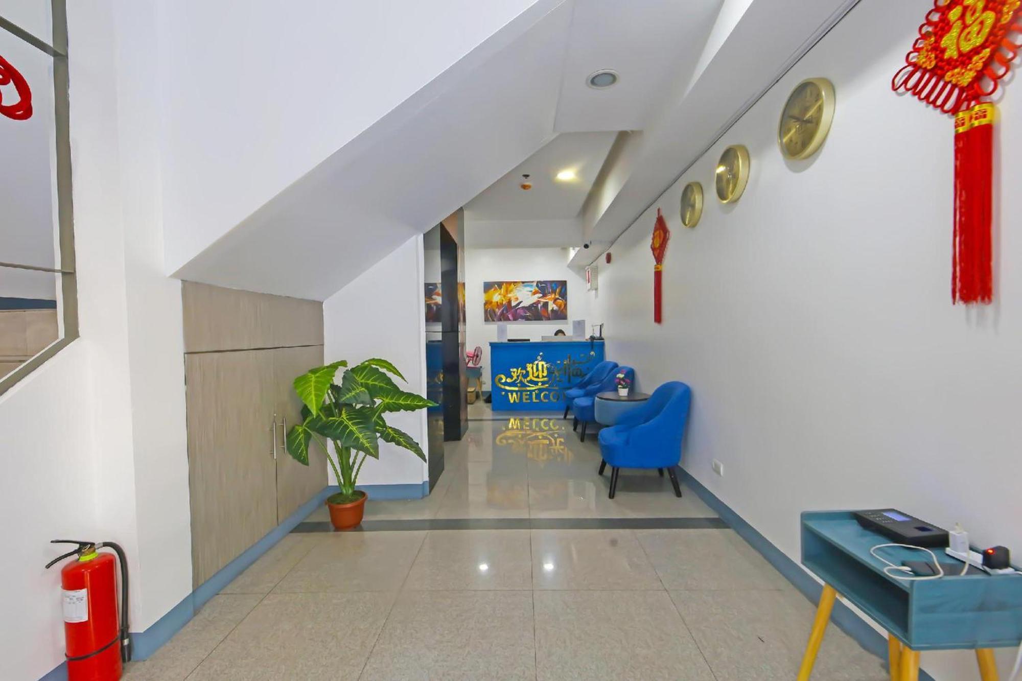 Loveness Apartelle Pasay Buitenkant foto