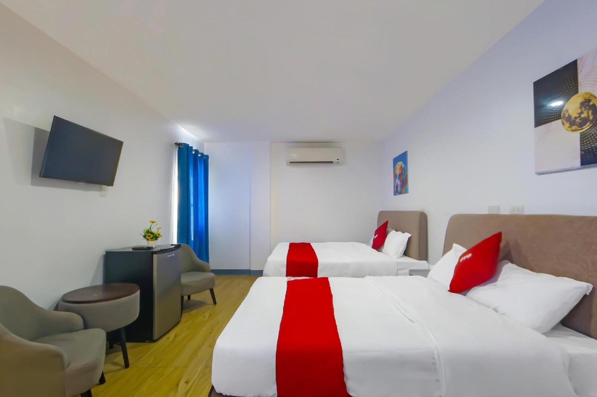 Loveness Apartelle Pasay Buitenkant foto