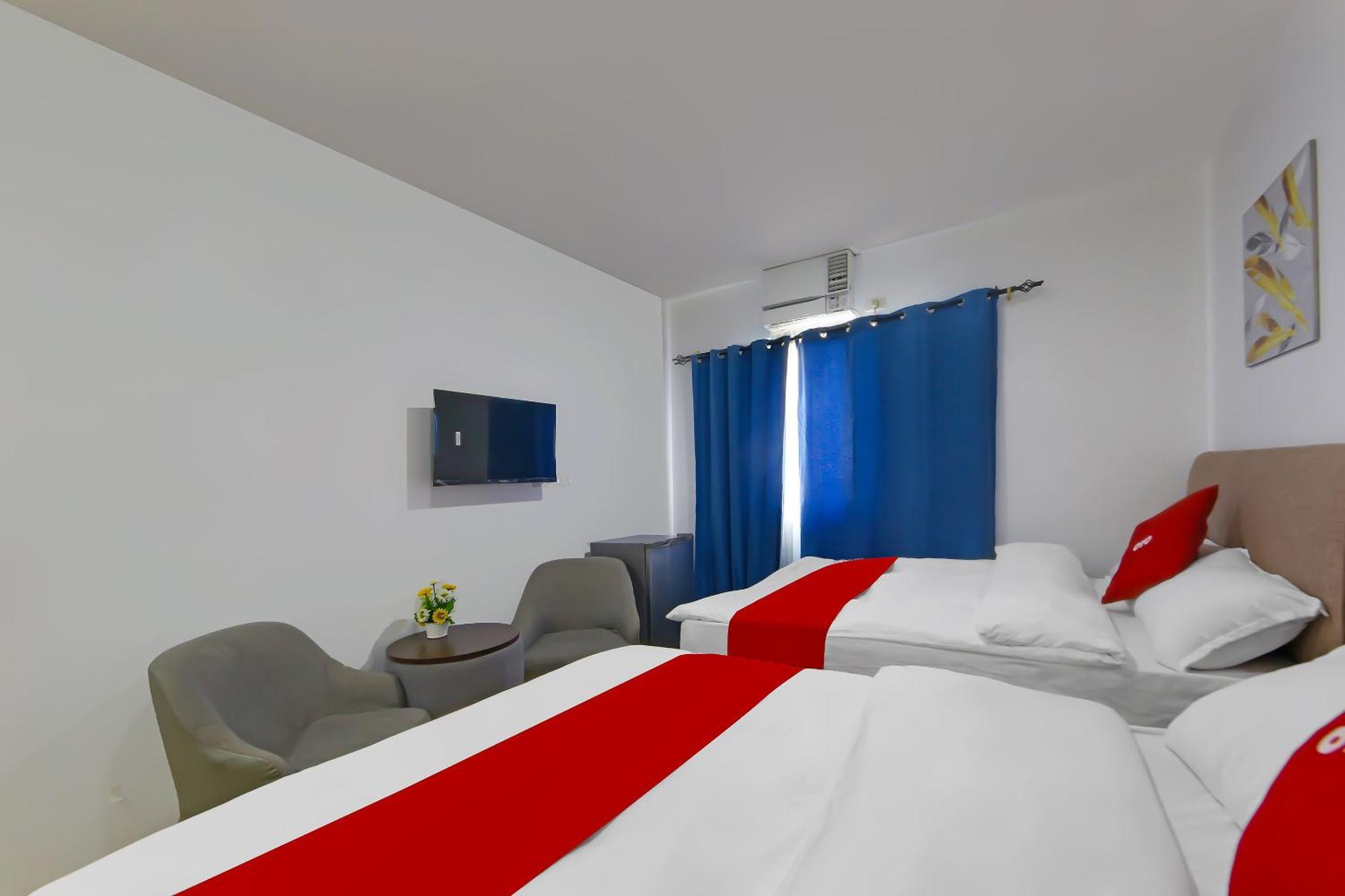Loveness Apartelle Pasay Buitenkant foto