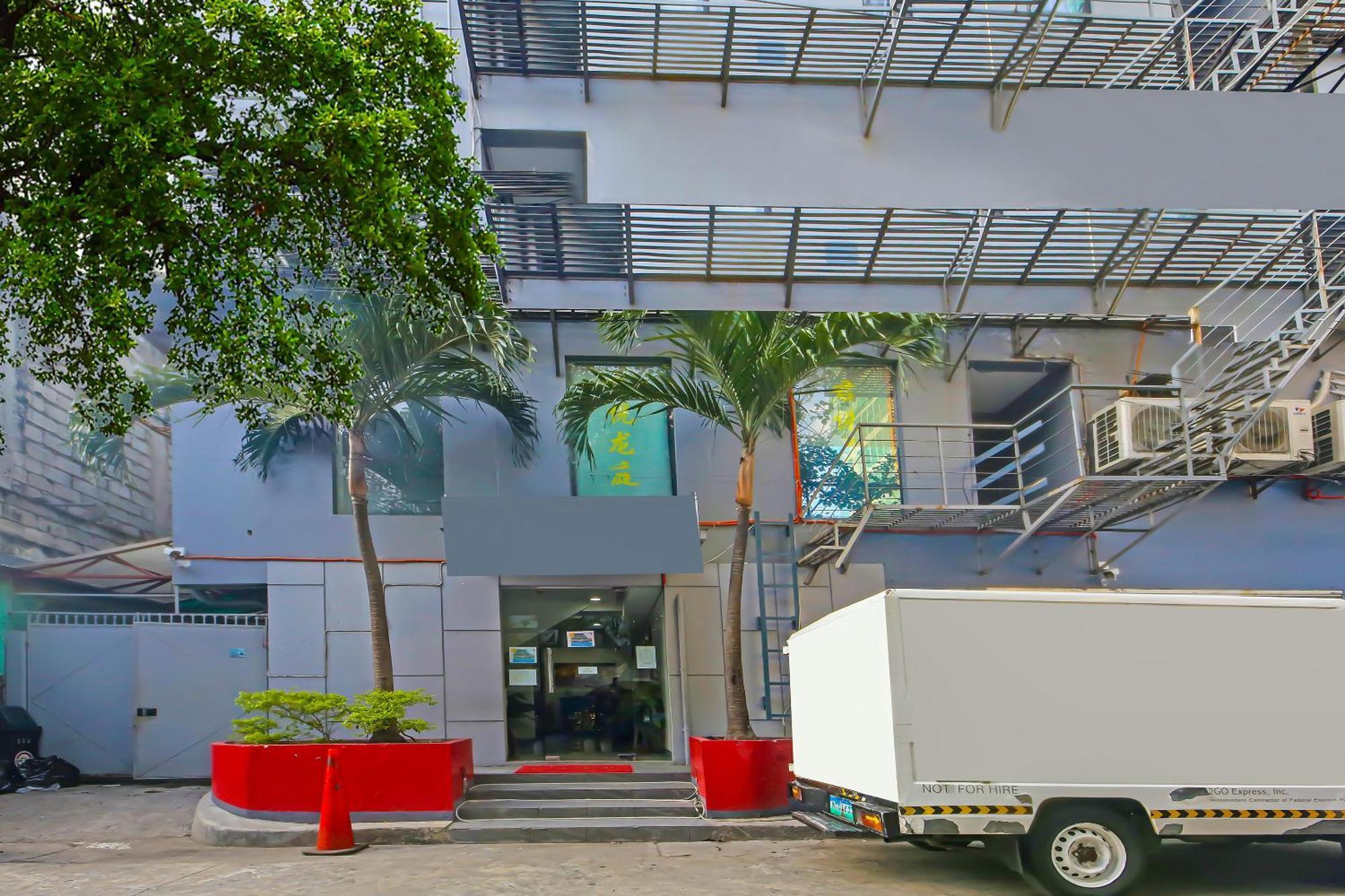 Loveness Apartelle Pasay Buitenkant foto